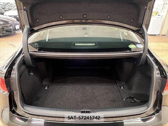 Lexus IS 2013-08 7455396-8