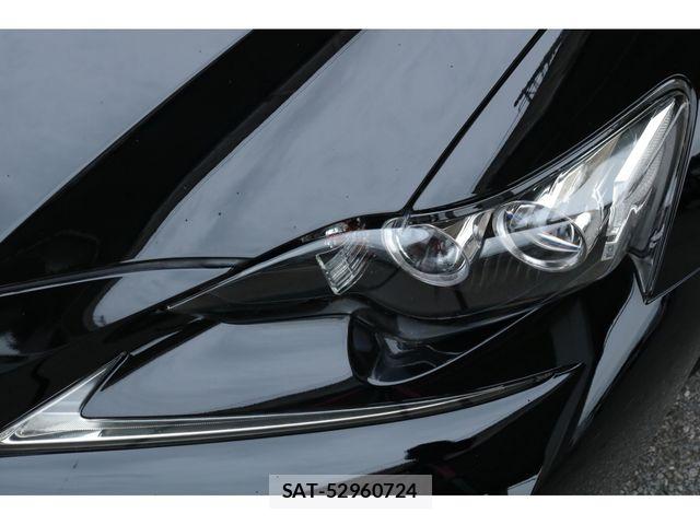 Lexus IS 2015-07 7455395-13
