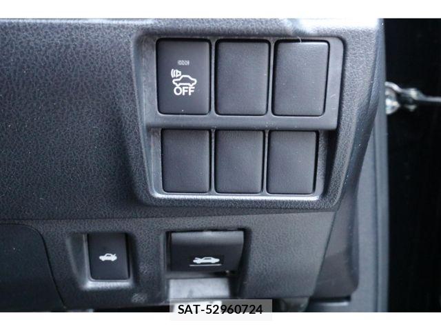 Lexus IS 2015-07 7455395-27
