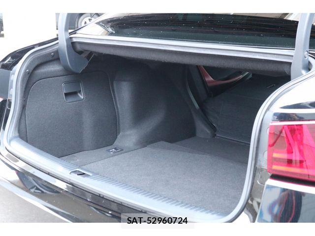 Lexus IS 2015-07 7455395-28