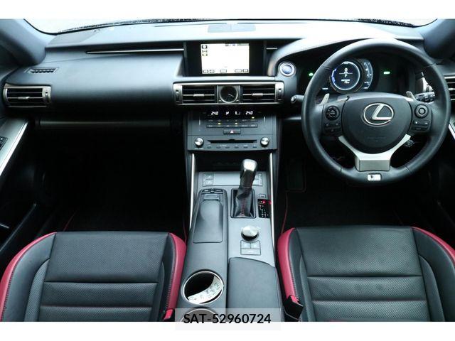 Lexus IS 2015-07 7455395-2