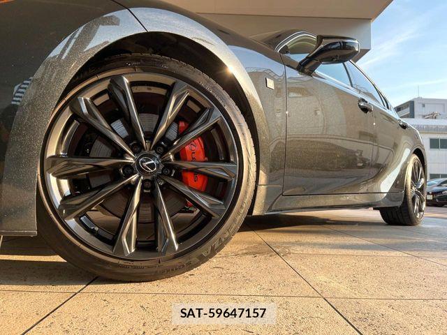 Lexus IS 2023-07 7509024-13