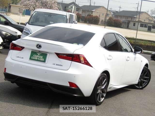 Lexus IS 2013-05 7501264-16