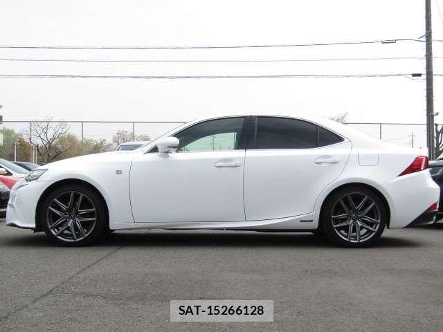 Lexus IS 2013-05 7501264-26
