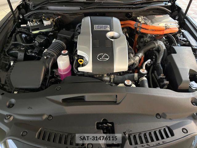 Lexus IS 2021-06 7509025-17
