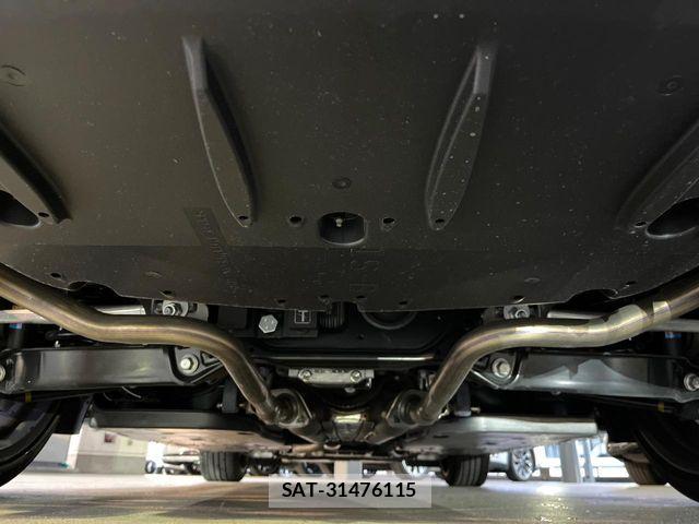 Lexus IS 2021-06 7509025-18