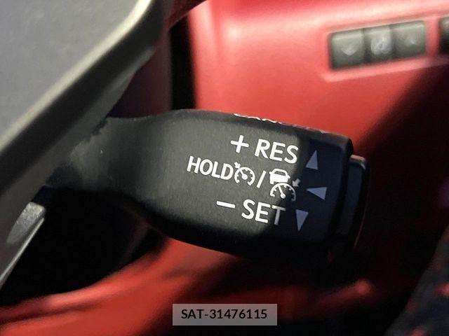 Lexus IS 2021-06 7509025-5