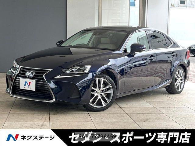 Lexus IS 2017-09 7562351-0