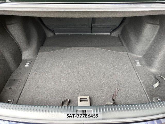 Lexus IS 2017-09 7562351-9