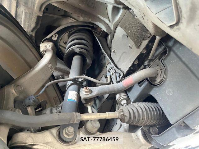 Lexus IS 2017-09 7562351-19