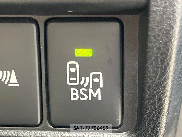 Lexus IS 2017-09 7562351-5