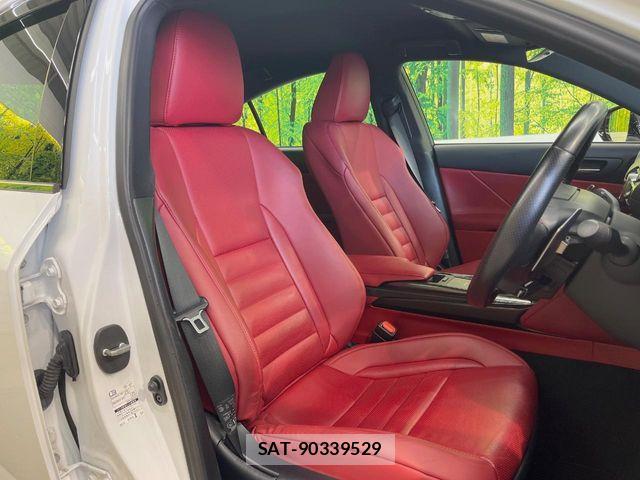 Lexus IS 2021-03 7562349-9
