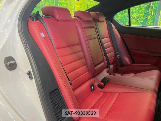 Lexus IS 2021-03 7562349-10