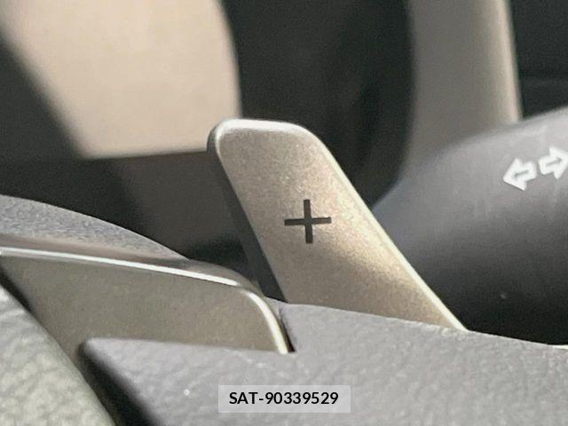 Lexus IS 2021-03 7562349-8