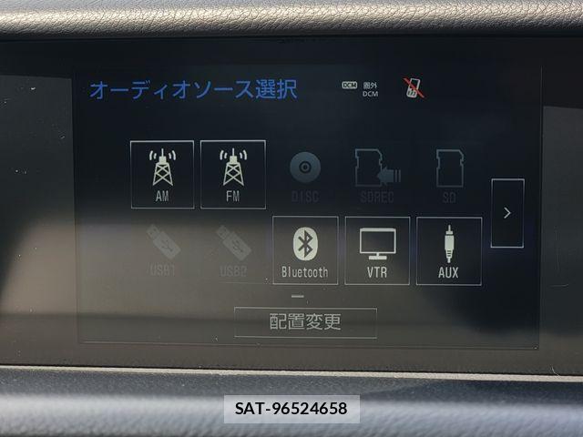 Lexus IS 2015-02 7562350-16