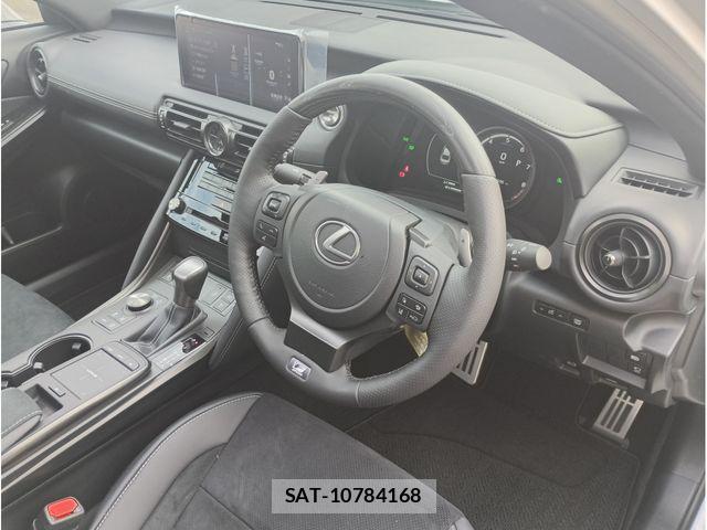 Lexus IS 2025-11 7617638-12