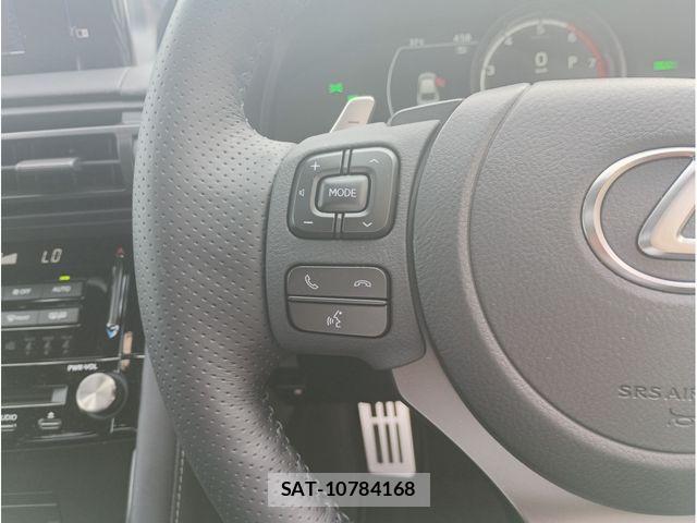 Lexus IS 2025-11 7617638-17