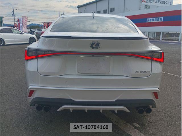 Lexus IS 2025-11 7617638-3