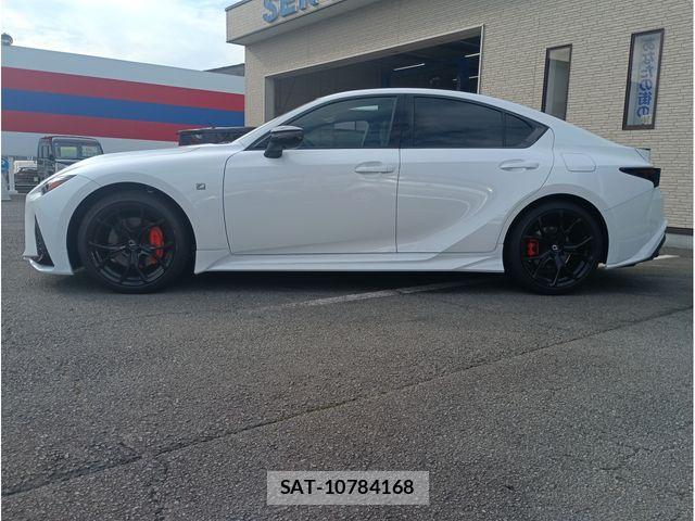 Lexus IS 2025-11 7617638-6