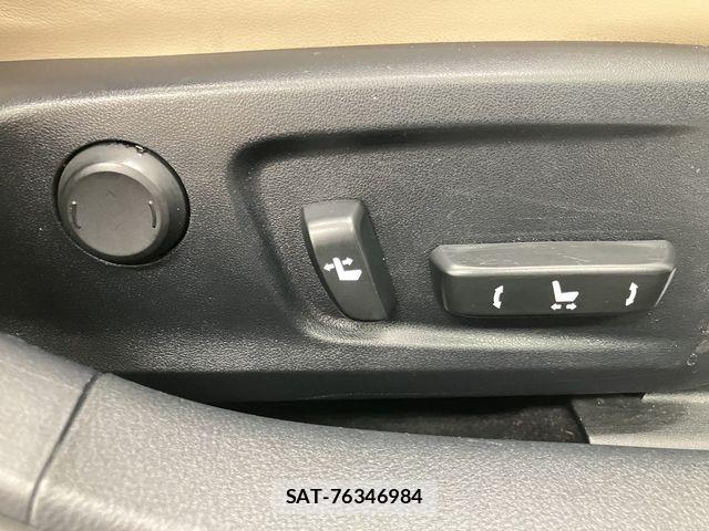 Lexus IS 2018-08 7617642-19