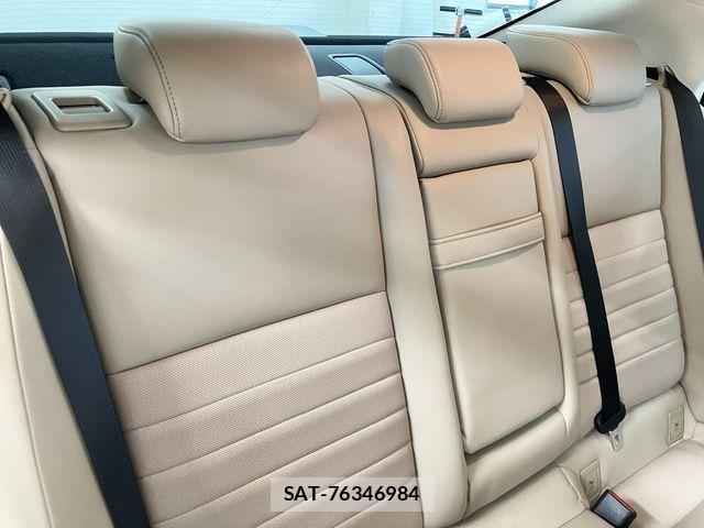 Lexus IS 2018-08 7617642-20