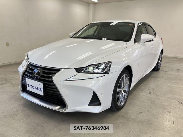 Lexus IS 2018-08 7617642-23