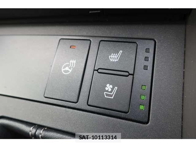 Lexus IS 2017-01 7617643-15