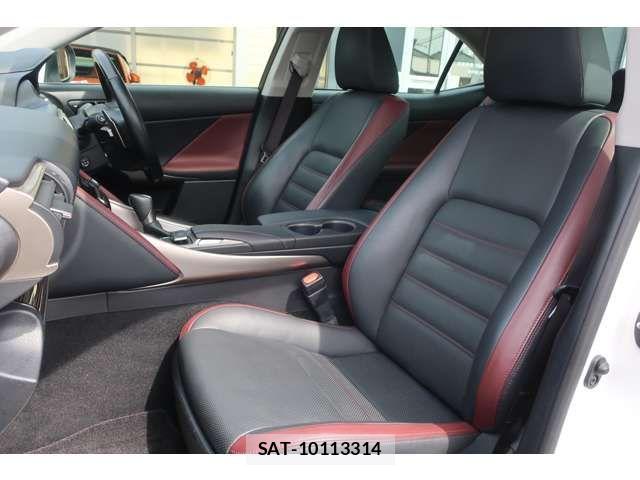 Lexus IS 2017-01 7617643-4