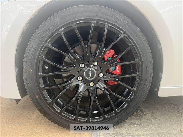 Lexus IS 2013-08 7617647-12