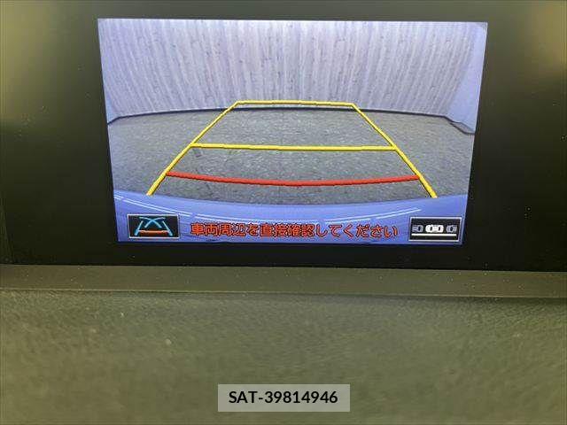 Lexus IS 2013-08 7617647-5