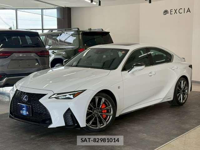 Lexus IS 2020-12 7617639-3
