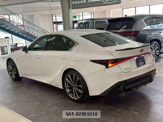 Lexus IS 2020-12 7617639-4