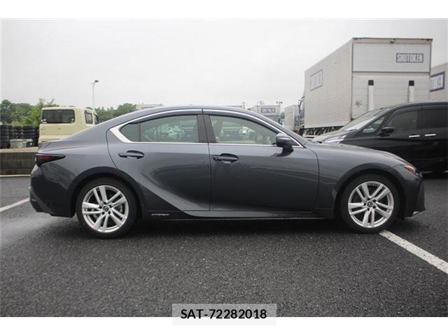 Lexus IS 2021-01 7725051-16