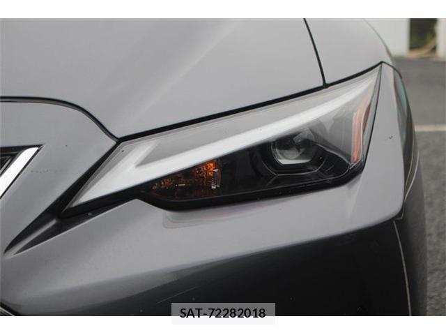 Lexus IS 2021-01 7725051-26