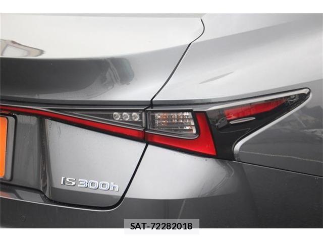 Lexus IS 2021-01 7725051-28
