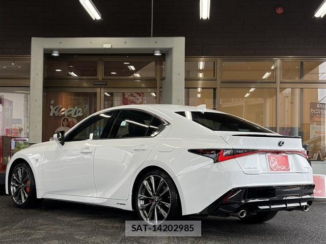 Lexus IS 2021-11 7725046-2