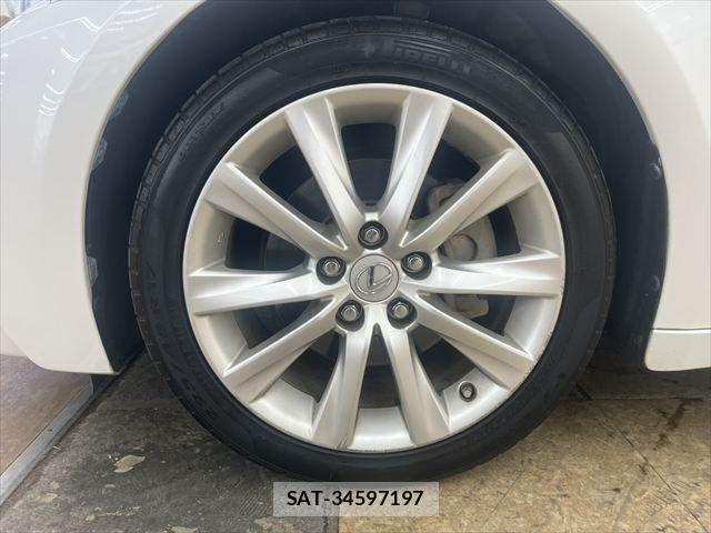 Lexus IS 2013-11 7725060-12