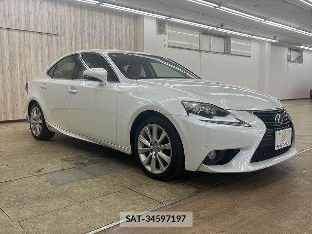Lexus IS 2013-11 7725060-14