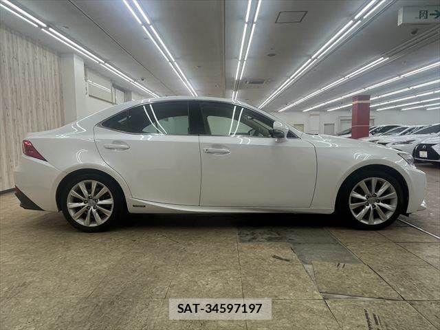 Lexus IS 2013-11 7725060-15