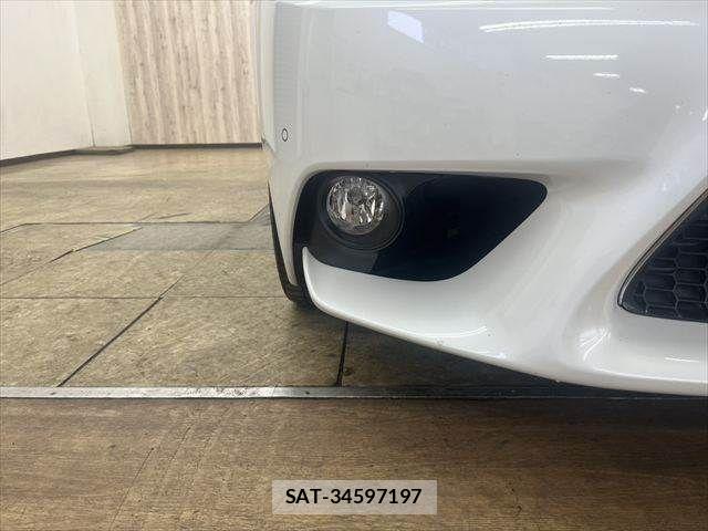 Lexus IS 2013-11 7725060-23