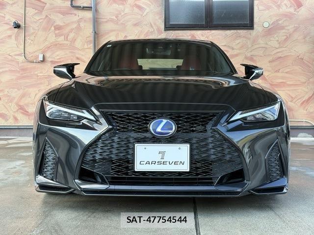 Lexus IS 2021-01 7725052-1