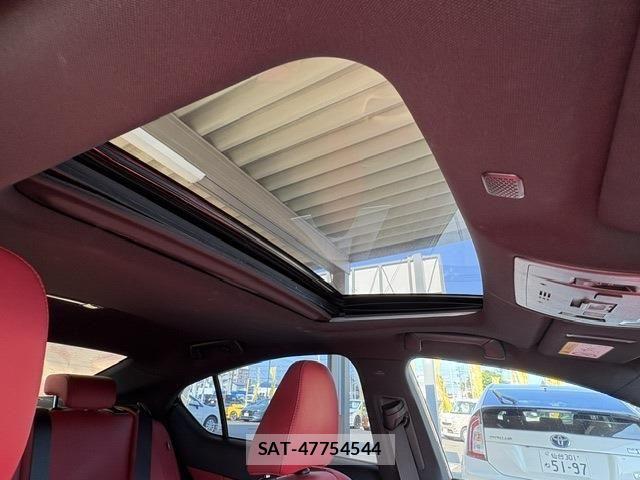Lexus IS 2021-01 7725052-28