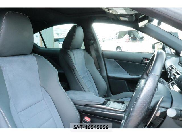 Lexus IS 2022-07 7725045-16