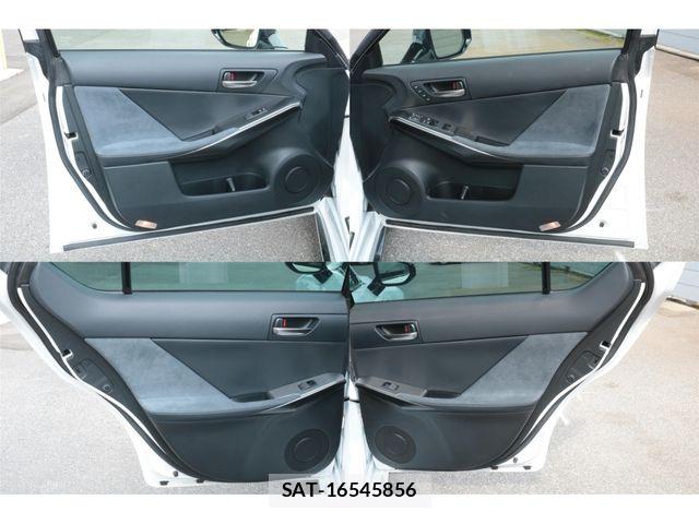 Lexus IS 2022-07 7725045-23