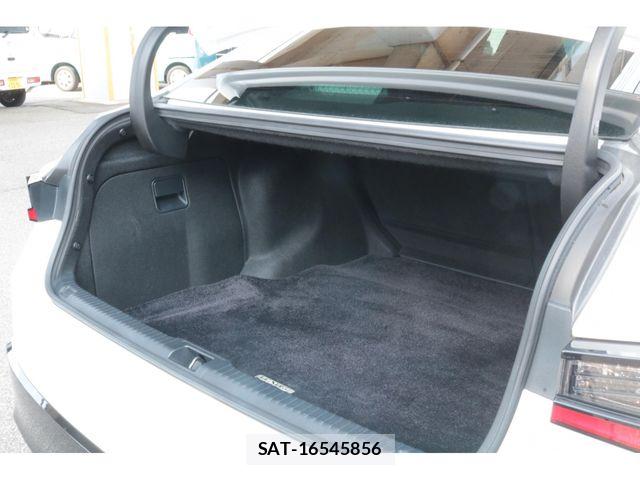 Lexus IS 2022-07 7725045-29