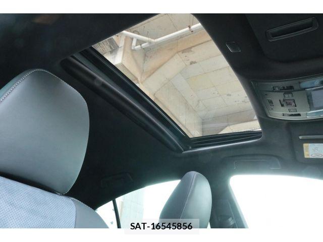 Lexus IS 2022-07 7725045-4