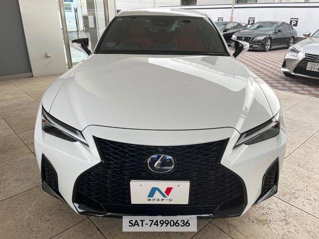 Lexus IS 2021-08 7725047-12