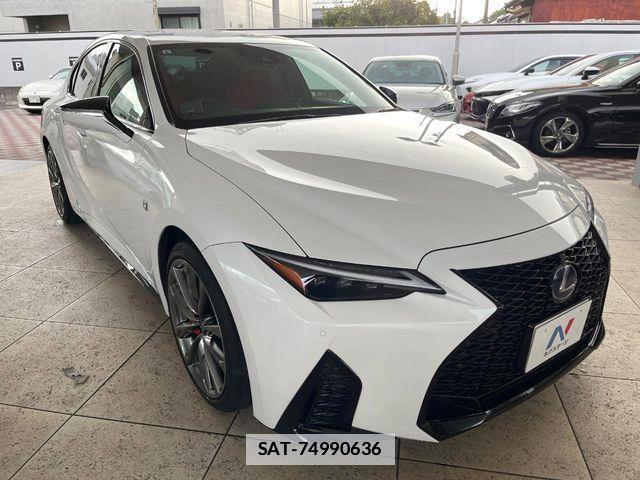 Lexus IS 2021-08 7725047-13