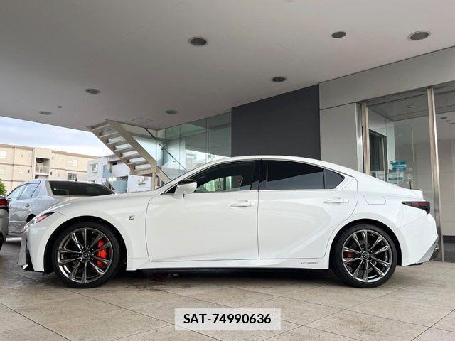 Lexus IS 2021-08 7725047-14