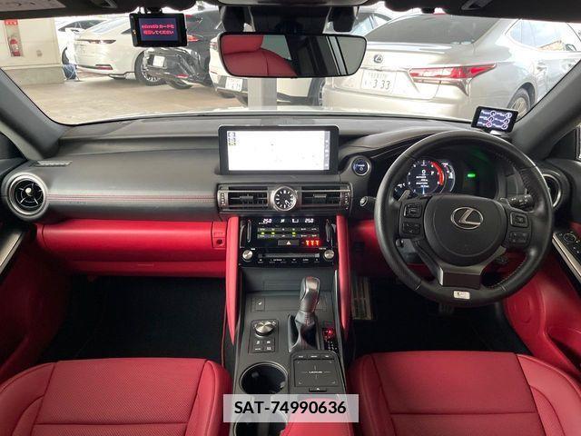Lexus IS 2021-08 7725047-1